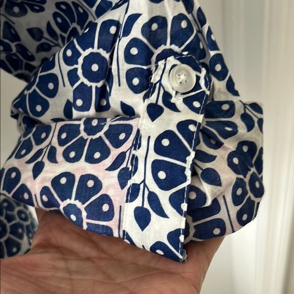 French Curve Navy/Pink Floral Button-Up Shirt Roll tab sleeves NWOT - Picture 5 of 9